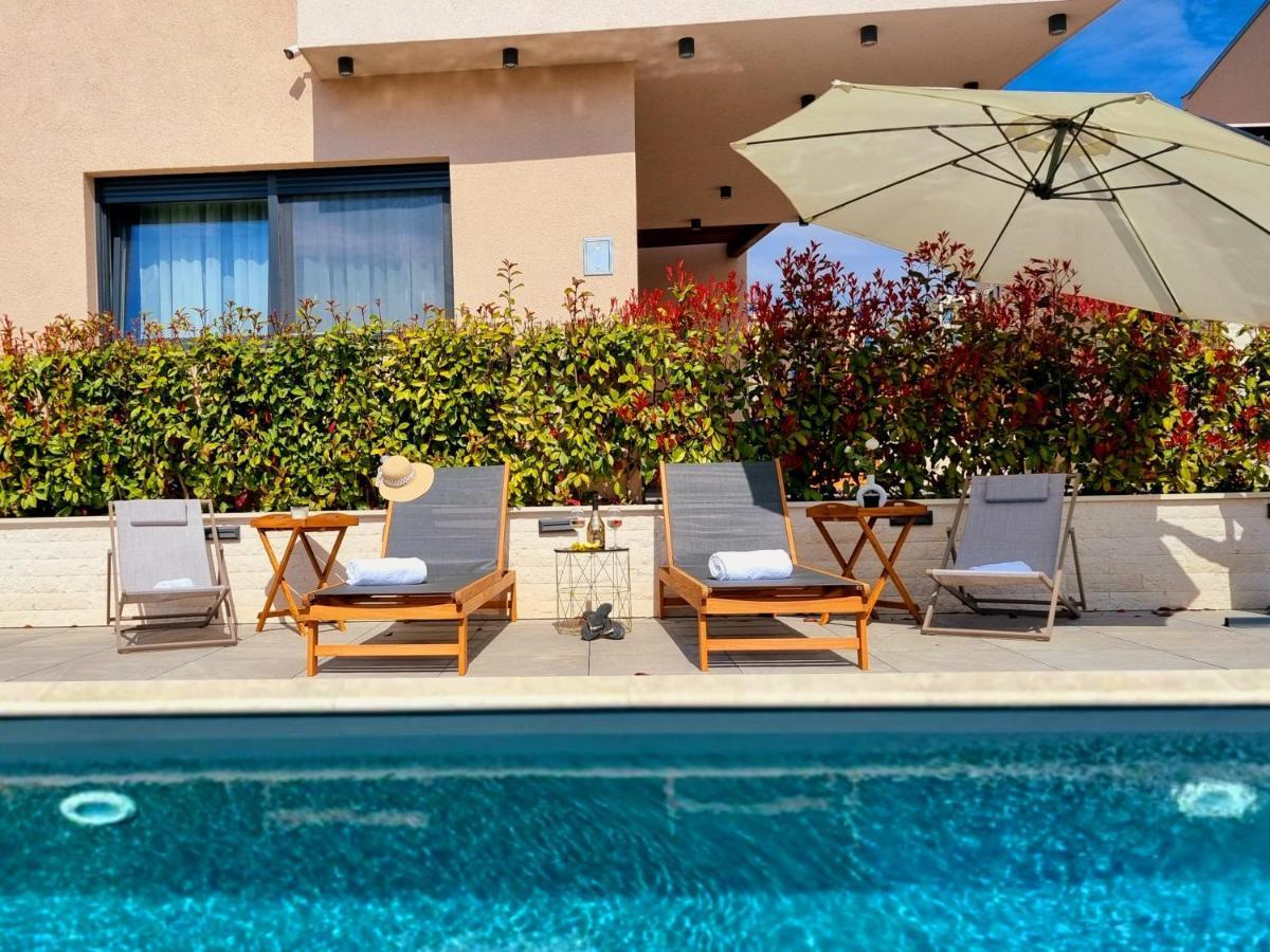 Seaview Apartment Sveti Filip i Jakov Ngoại thất bức ảnh