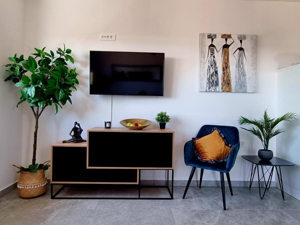 Seaview Apartment Sveti Filip i Jakov Ngoại thất bức ảnh