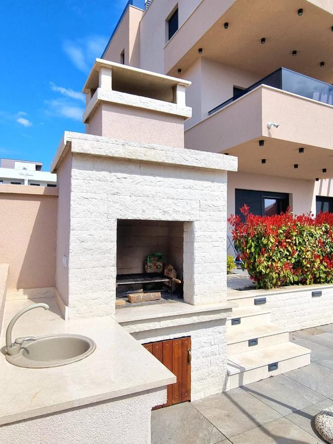 Seaview Apartment Sveti Filip i Jakov Ngoại thất bức ảnh