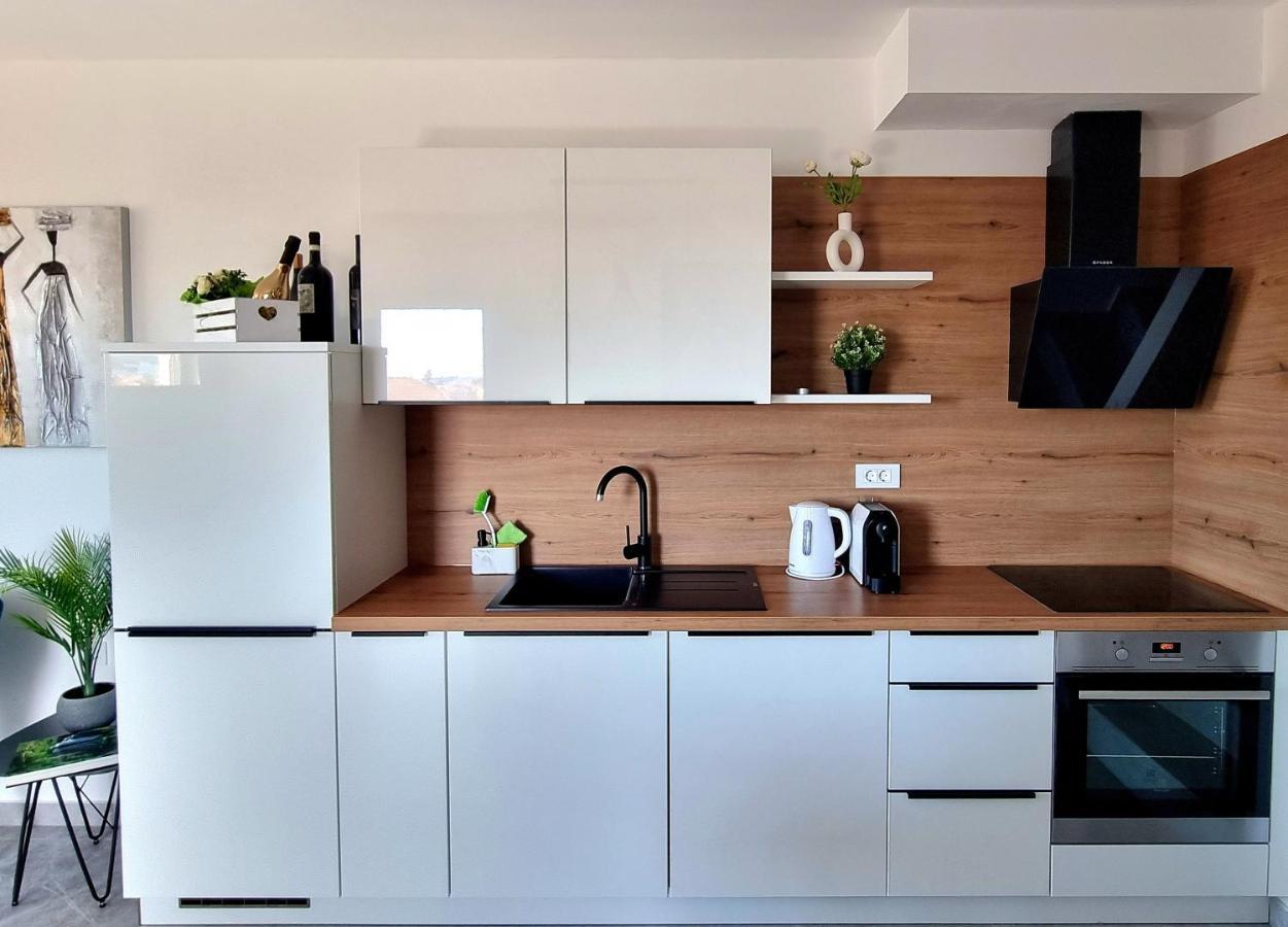 Seaview Apartment Sveti Filip i Jakov Ngoại thất bức ảnh